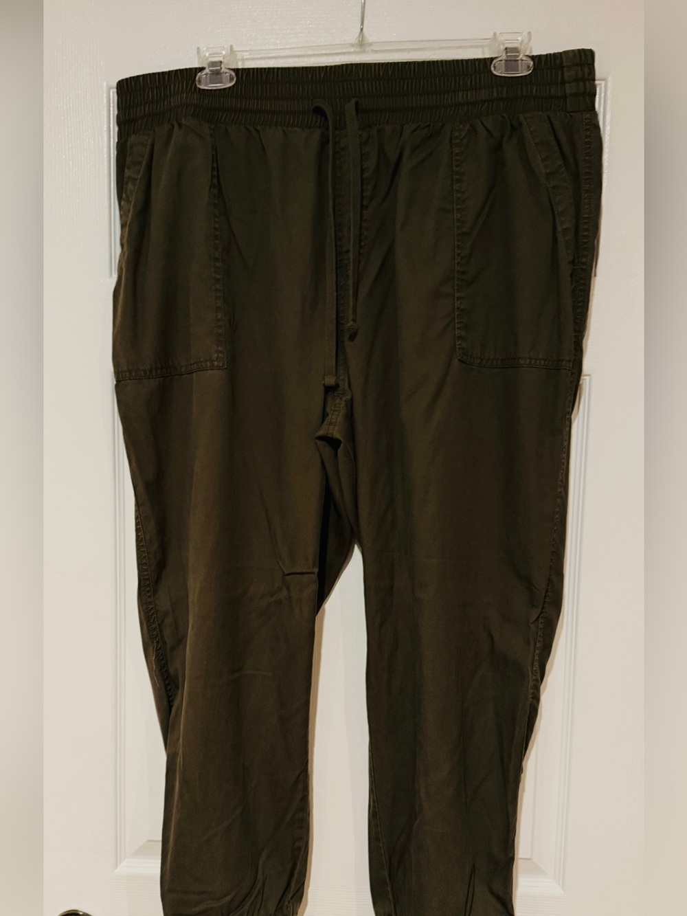 Women's Olive Drawstring Relaxed Jogger Pants